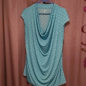 Sleeveless fitted top